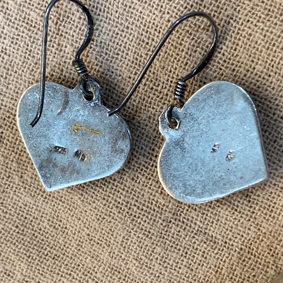 Vintage Etched Sterling Puffy Sweetheart Dangle Earrings - Picture 6 of 12